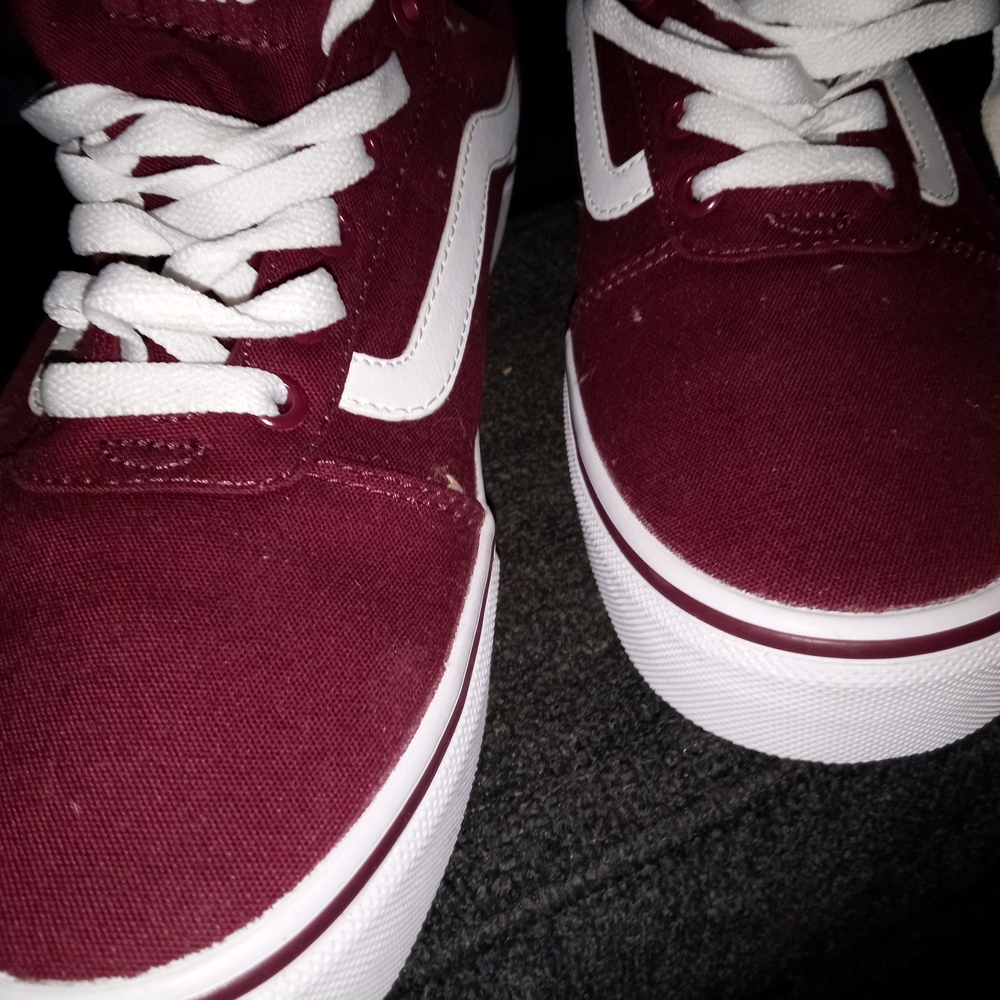 Vans Women's 10 Burgundy and White Athletic Shoes